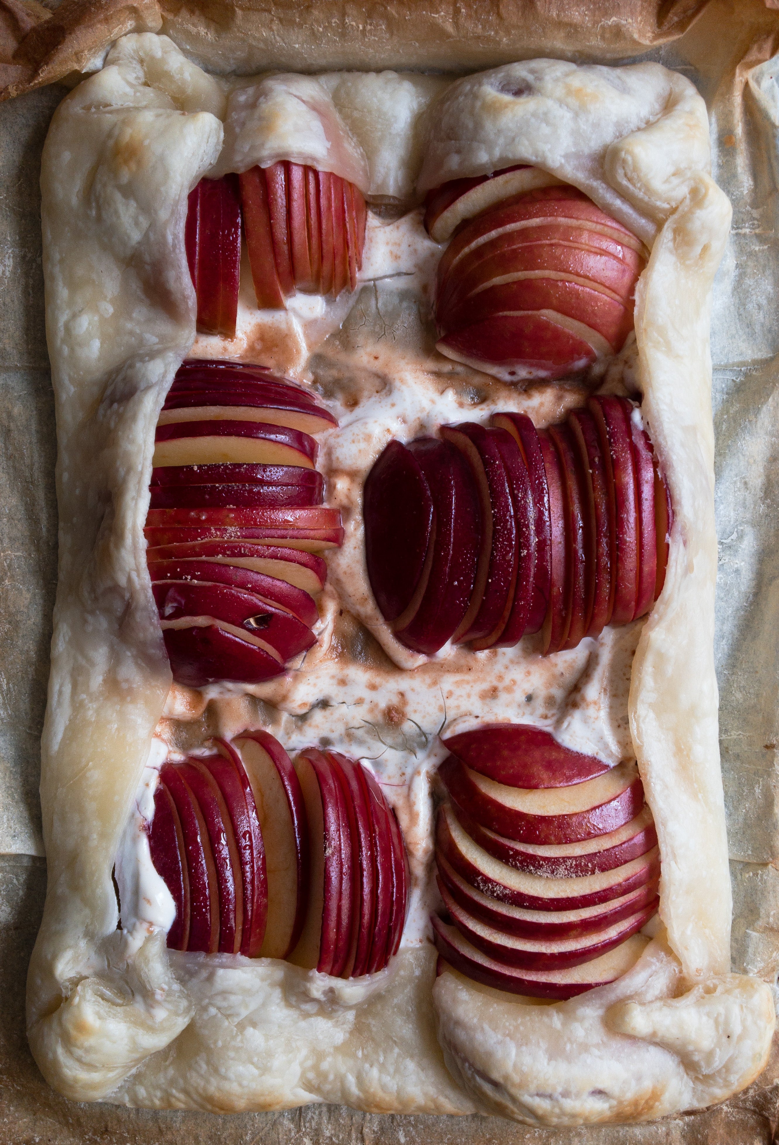 Apfeltarte mit Blätterteig und Schmand: schnelles Rezept für Äpfel aus dem Garten